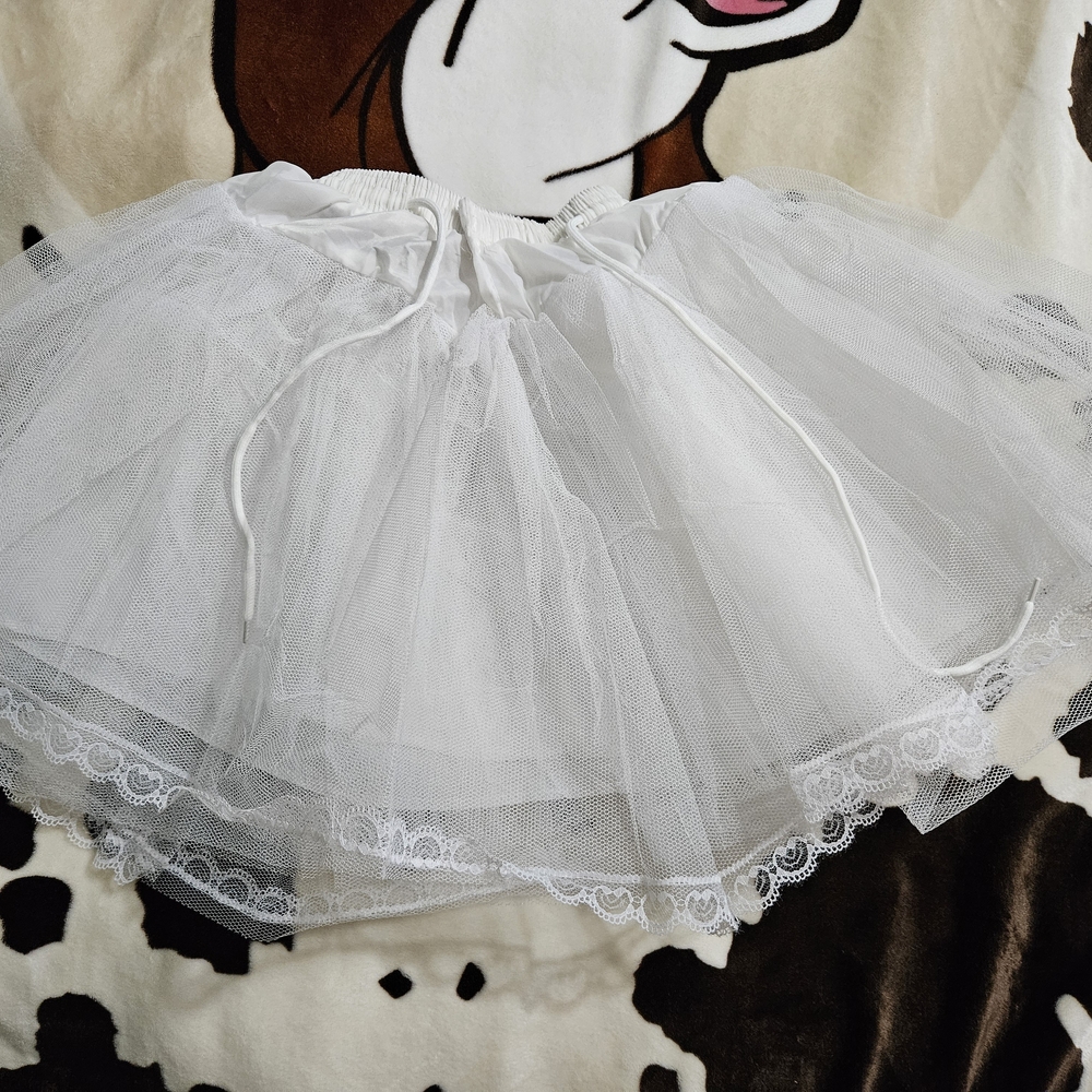 Girls White Tulle Skirt
